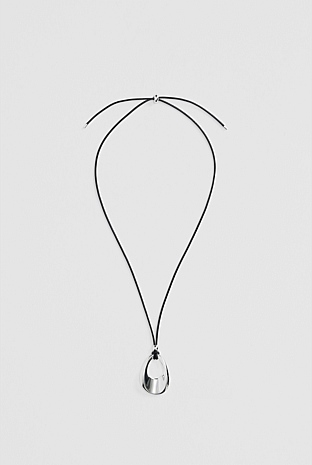Pia Necklace