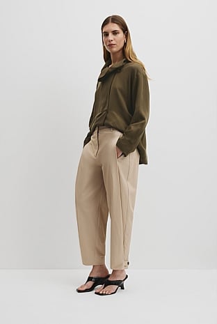 Tapered Barrel Pant