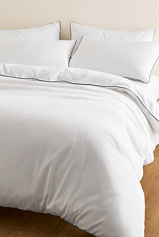 Dita King Quilt Cover