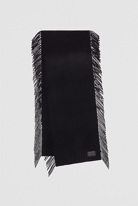 Side Fringe Scarf
