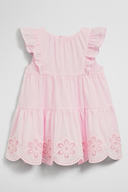 Sleeveless Scallop Frill Dress Sleeveless Scallop Frill Dress