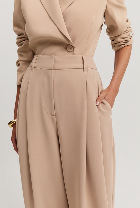 Soft Pleat Pant