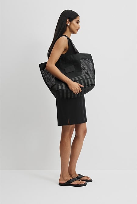 Mesh Shopper