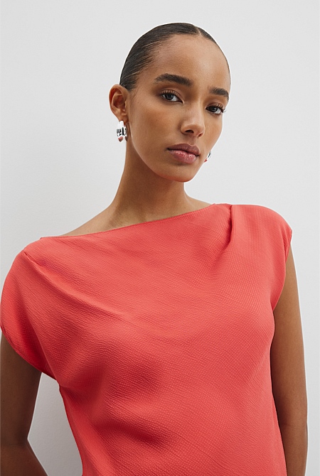 Crinkle Bias Top