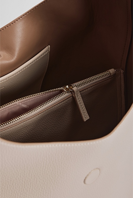 Country Road Essential Hobo Bag