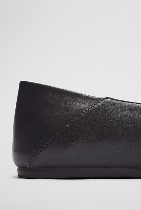 Elodie Loafer