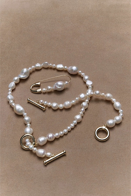 Lila Freshwater Pearl Brooch Lila Freshwater Pearl Brooch