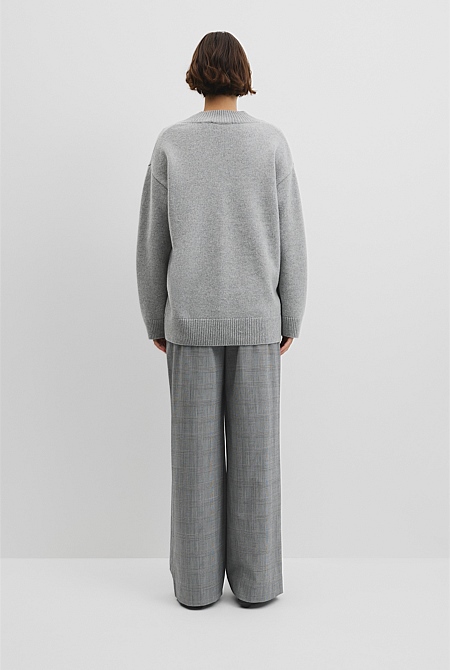 Extrafine Merino Longline V-Neck Neck Knit