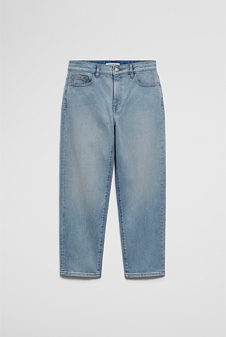 Classic Mid Rise Straight Jean