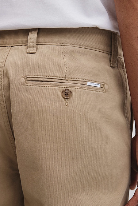Relaxed Fit Cotton twill Chino