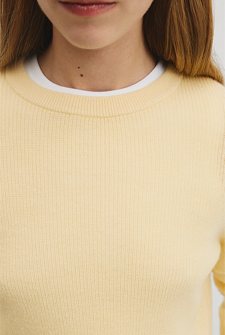 Lightweight Crew Neck Knit