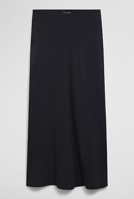 Fluid Bias Skirt Fluid Bias Skirt