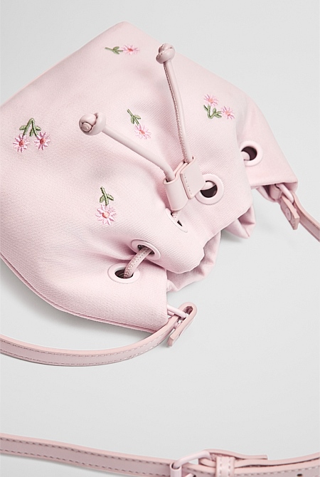 Daisy Bucket Bag Daisy Bucket Bag