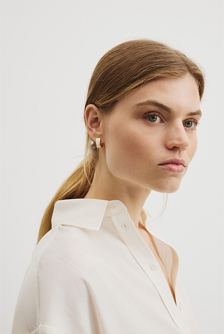 Phoebe Huggie Earring Phoebe Huggie Earring