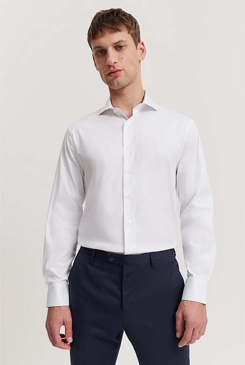 Tailored shop business shirts