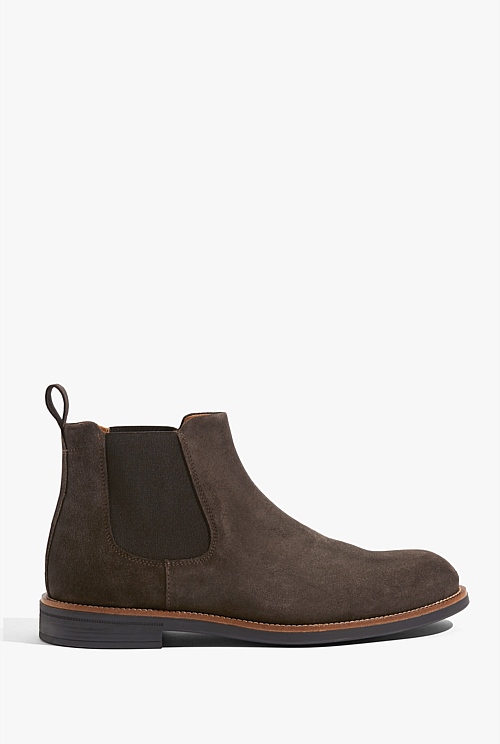 Mens suede hot sale pull on boots