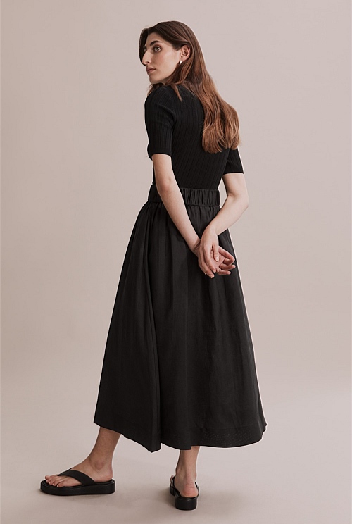 Wide Waist Band Skirt