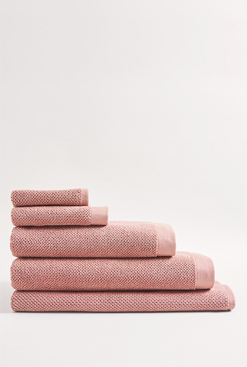 Pink bath best sale mat and towels