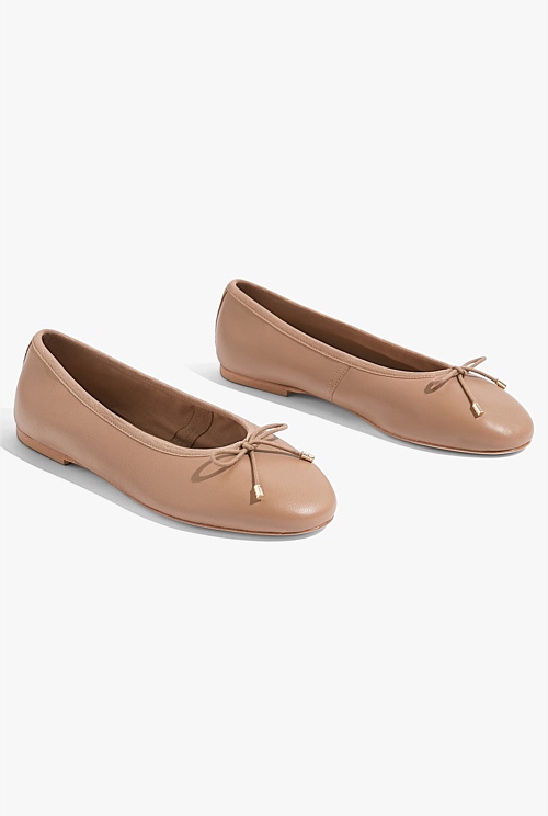 Country road ballet flats store