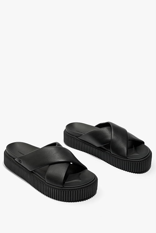 Country discount road sandals